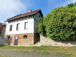 Geraumiges Ferienhaus in Hessen mit Garten