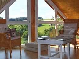 Beautiful Apartment Near the Lake