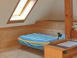 Beautiful Apartment Near the Lake