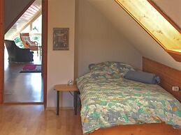 Beautiful Apartment Near the Lake