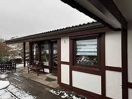 Ferienhaus am Hennesee mit Terrasse
