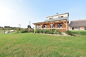 Bezauberndes Ferienhaus in Ruehn am See