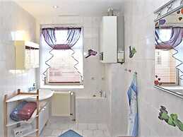 Spacious Apartment in Ballenstedt Harz near Lake