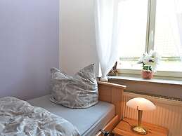 Spacious Apartment in Ballenstedt Harz near Lake