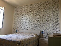 Seaside Getaway- Pet-friendly