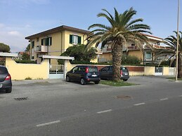 Seaside Getaway- Pet-friendly