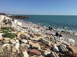 Seaside Getaway- Pet-friendly