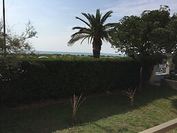Seaside Getaway- Pet-friendly