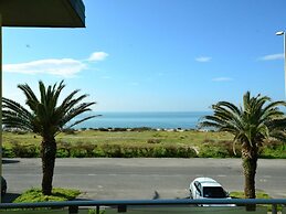 Seaside Getaway- Pet-friendly