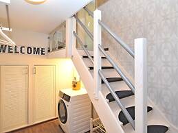 Apartment in Vtshl Near Town Center