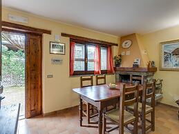 Belvilla by OYO Holiday Home in Assisi With Pool