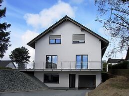 Garden-view Villa in Medebach Kustelberg