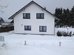 Garden-view Villa in Medebach Kustelberg