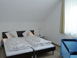 Garden-view Villa in Medebach Kustelberg