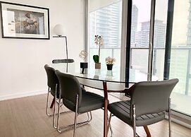 Luxury 2Bed 2Bath Corner Condo