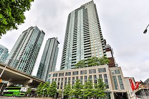 Lively Urban Condo in Old Toronto