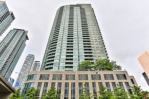 Lively Urban Condo in Old Toronto