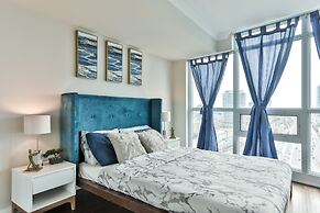 Lively Urban Condo in Old Toronto