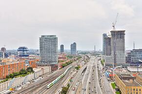 Lively Urban Condo in Old Toronto