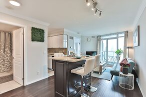 Lively Urban Condo in Old Toronto