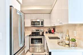 Lively Urban Condo in Old Toronto