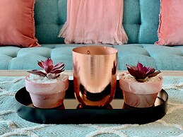 Lively Urban Condo in Old Toronto