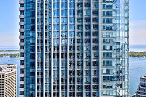 Brilliant High-Rise 2 Bed and Parking