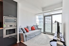 Brilliant High-Rise 2 Bed and Parking