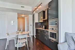 Brilliant High-Rise 2 Bed and Parking