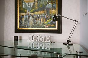 Panoramic 2 Bed CN Tower View parking