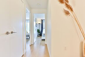 Modern 2 Storey by CN Tower