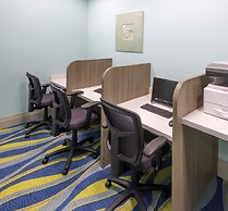 Sunrise Station by VillaDirect