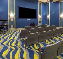 Sunrise Station by VillaDirect