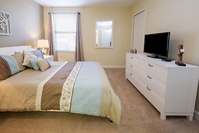 Sunrise Station by VillaDirect