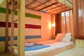 Dodo Dormitory Backpacker