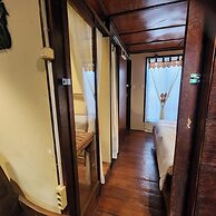 NILA HOUSE, Sharia Family Home Stay