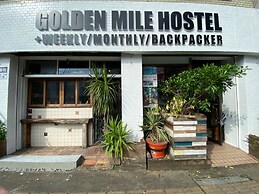 GOLDEN MILE Hostel