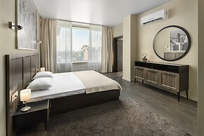 Radius Central House