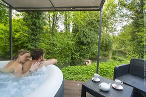 Le Domaine de Wail Legends Resort