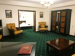 Victoria Hotel