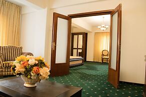 Victoria Hotel