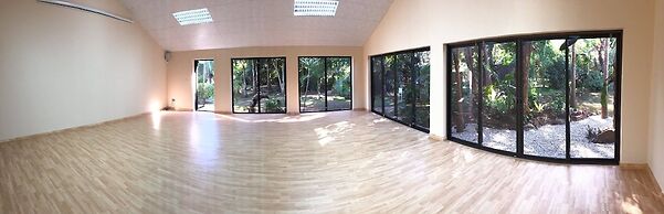 Sandy's Creations Resort