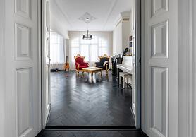 Sézane's Lodges: shared home - not hotel - in museum district