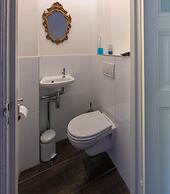 Sézane's Lodges: shared home - not hotel - in museum district