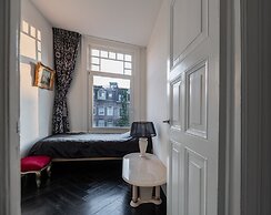 Sézane's Lodges: shared home - not hotel - in museum district