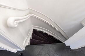 Sézane's Lodges: shared home - not hotel - in museum district