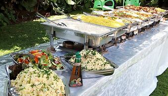 Sago Palm Executive Lodge