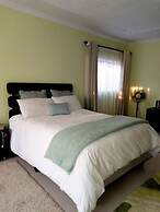 Sago Palm Executive Lodge