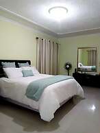 Sago Palm Executive Lodge