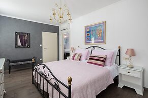 Romantic Luxury Rooms